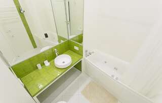 Апарт-отели Basseynaya Apart Hotel Киев Полулюкс с гидромассажной ванной - Baseina street 3-3