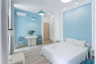 Апарт-отели Basseynaya Apart Hotel Киев Двухместный номер с 1 кроватью и балконом - Baseina street 3-7